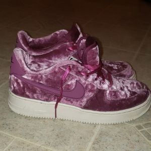 NIKE AF1 PINK CRUSHED VELVET SNEAKERS EUC SIZE 7.5
